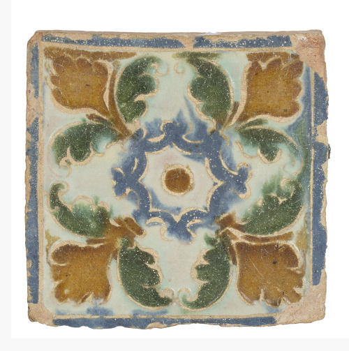 Olambrilla de cerámica de arista.Triana, S. XVI.