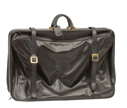 Maleta LOEWE vintage en piel con dos asas, refuerzo de cier