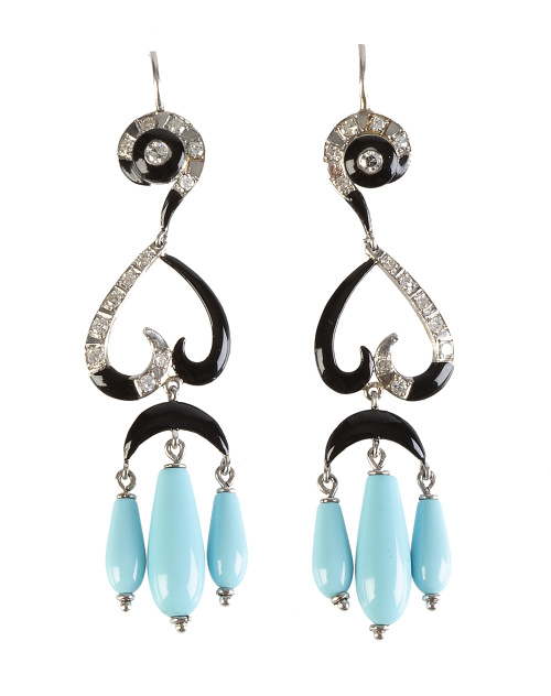 Pendientes largos con tres perillas de tuquesas colgantes d