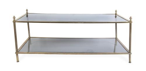 Mesa de centro de estilo Luis XVI de bronce dorado con dos 