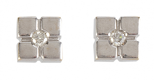 Pendientes dormilonas con brillante central en marco cuadra