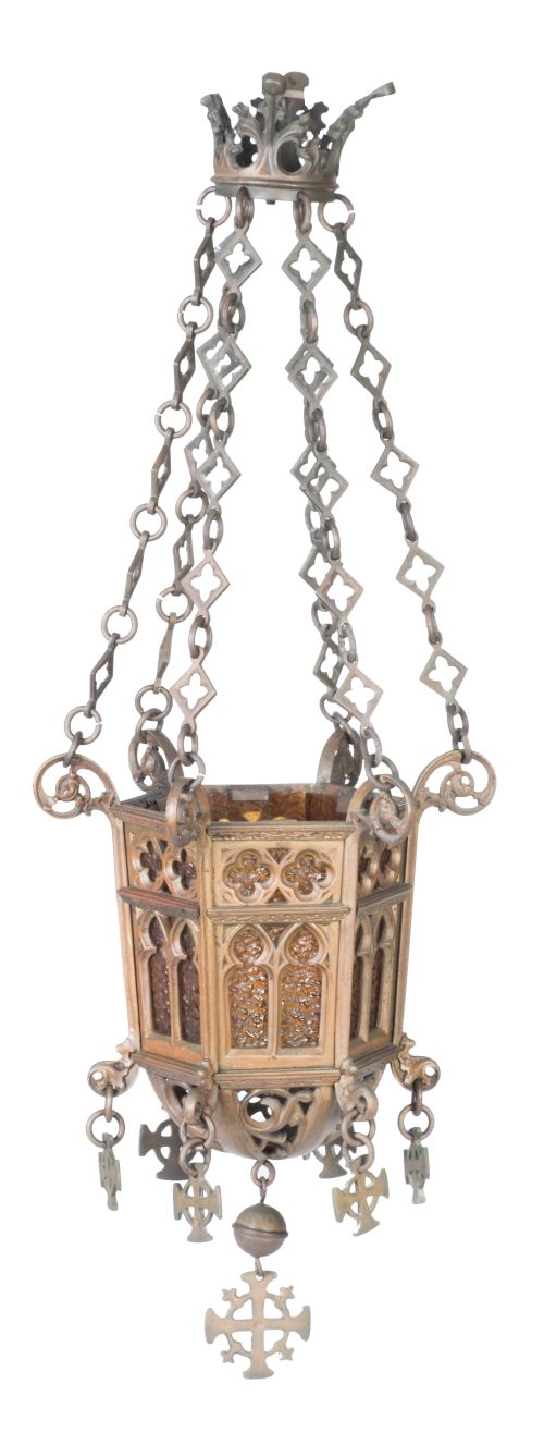 Farol en bronce y cristal neogótico.Trabajo español, fina
