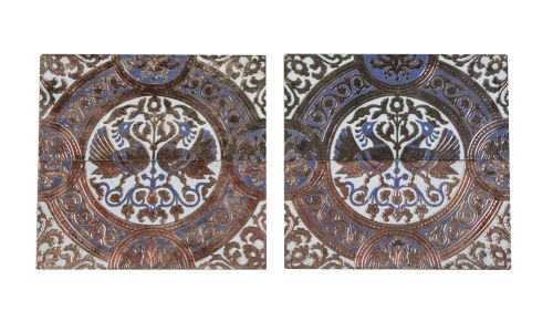 Dos parejas de azulejos neomudéjares de cerámica esmaltada 