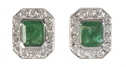  Pendientes de esmeraldas talla esmeralda, en marco octogon