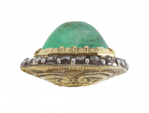 Colgante Isabelino S. XIX con cabujón de esmeralda de 12 ct
