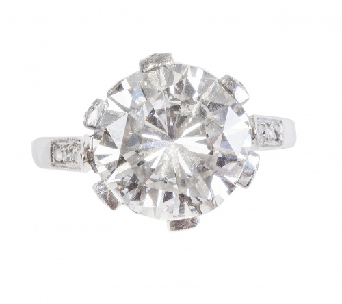 Sortija con soitario de brillante de 4,93 ct, color L y gra