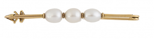 Broche imperdible con tres perlas ovoides