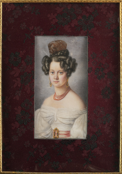 ESCUELA ESPAÑOLA, SIGLO XIXRetrato de dama con peineta y 