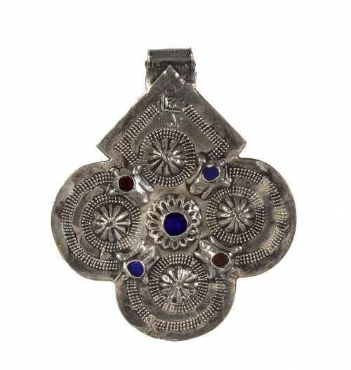 Fulet Jamsa de forma cuadrilobulado de plata cincelada y ca