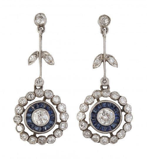 Pendientes largos estilo Art-Decó de brillantes y zafiros, 