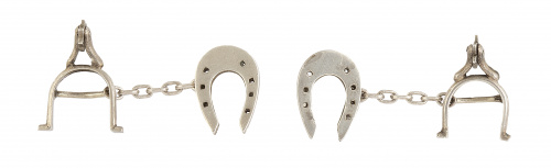 Gemelos de pp. S. XX en plata con herradura de la suerte y 