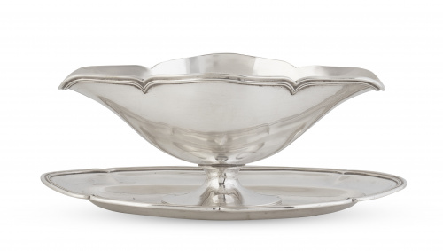 Salsera de plata de estilo inglés.Matilde Espuñes, Madrid