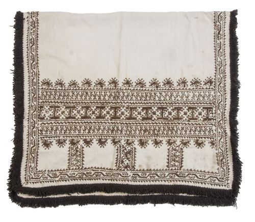 Paño de algodón, bordado con decoración geométrica vegetal 
