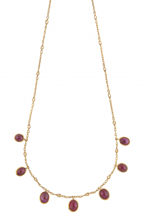 Collar con siete rubíes talla cabujón oval, colgantes de ca