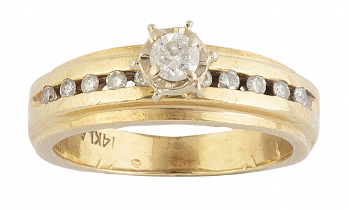 Sortija con brillante central elevado, con diez brillantes 