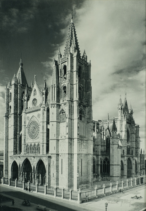Manuel Martín de la Madrid (1905-1985)*“Catedral de León”