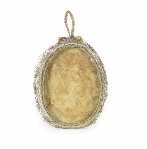 Agnus déi, cera modelada, hilos aplicados, dorados, platead