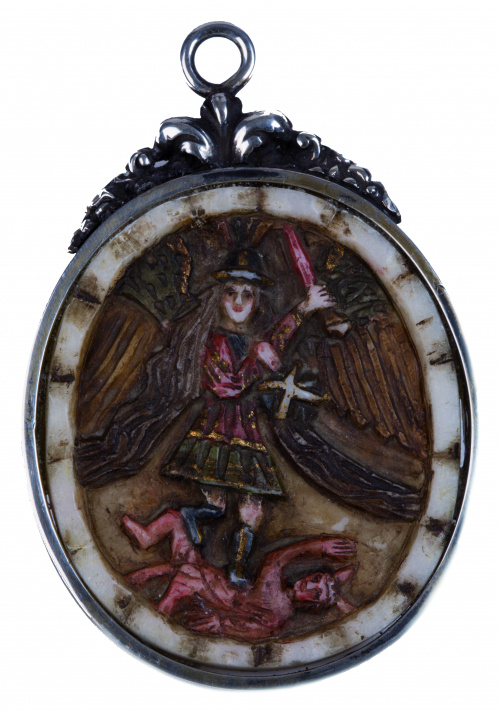 “San Miguel Arcángel” y “Piedad”Medalla devocional de alab