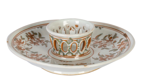 Mancerina de cerámica esmaltada en verde y naranja de la se