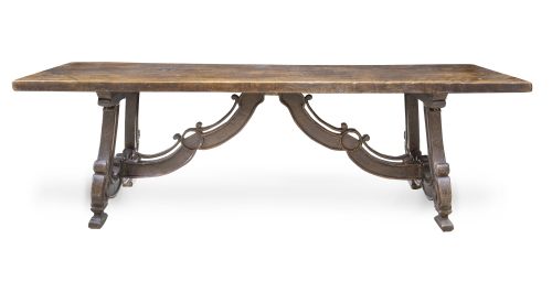 Bufete de madera de nogal tallado.Trabajo español, S. XVI