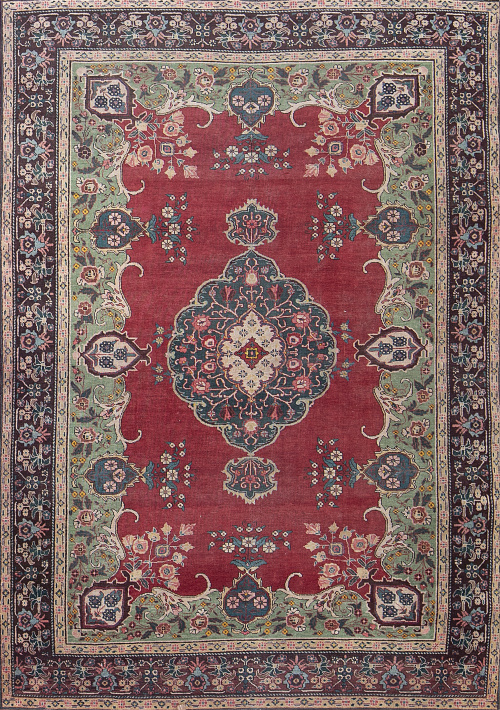 Antigua alfombra persa Tabriz imperial.