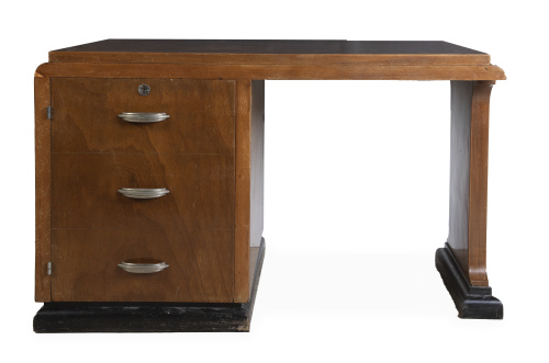 Mesa de despacho Art Decó de madera.h. 1930-1940.