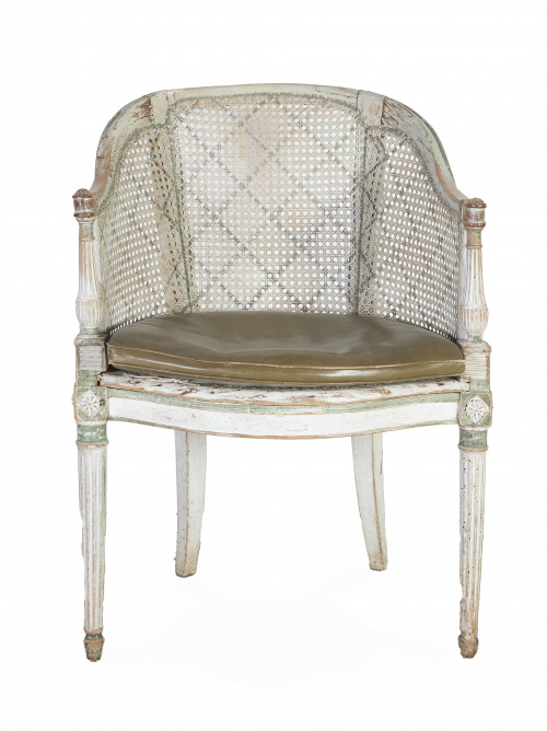 Fauteuil de bureau lacado en blanco y azul.ff. del S. XVI