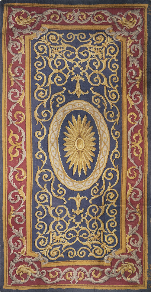 Alfombra de estilo Carlos IV en lana de nudo español, en az