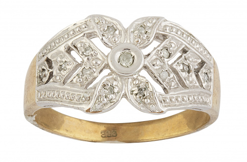 Sortija de frente ancho con flor central con chaton en el c