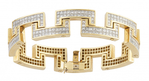 Brazalete completamente cuajado de diamantes talla princesa