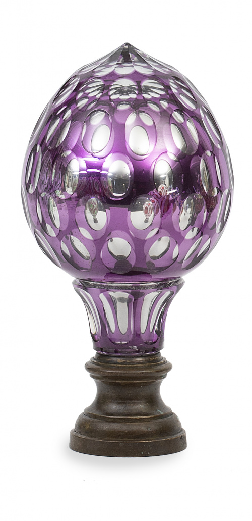 Remate de escalera de cristal transparente y morado con esp