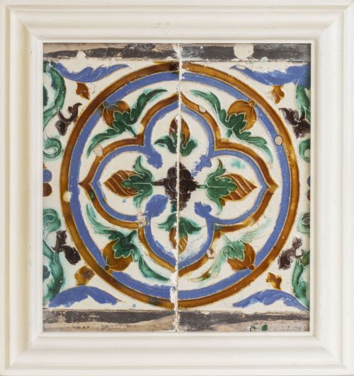 Dos azulejos de techo de cerámica de arista esmaltada en me