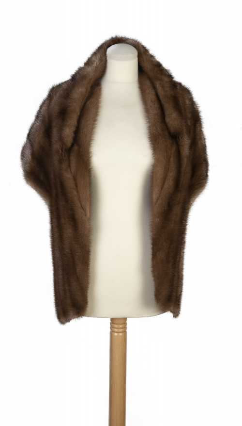 Estola vintage de visón color tabaco
