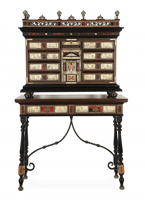 Papelera de "montería" de frente arquitectónico de madera, 