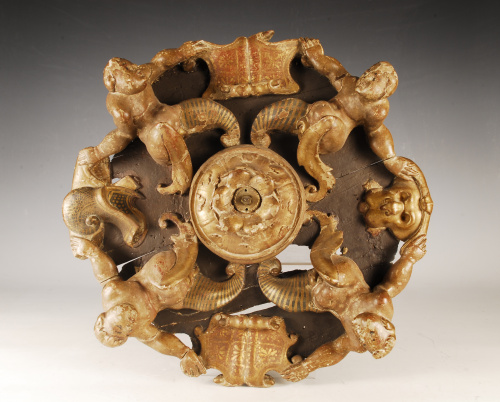 Rosetón plateresco Carlos V en madera tallada, policromada 