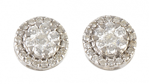 Pendientes de rosetón de brillantes rodeado por orla de bri