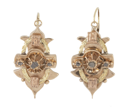 Pendientes S. XIX en forma de escudo, con diamantes de tall