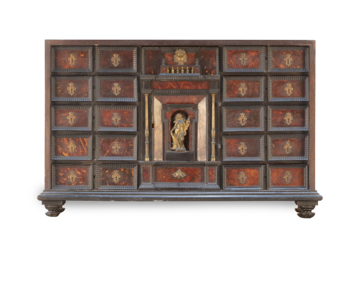 Papelera de madera ebonizado, carey y bronce dorado.Traba