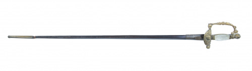 Espada con empuñadura de bronce y nácar.Francia, S. XIX.