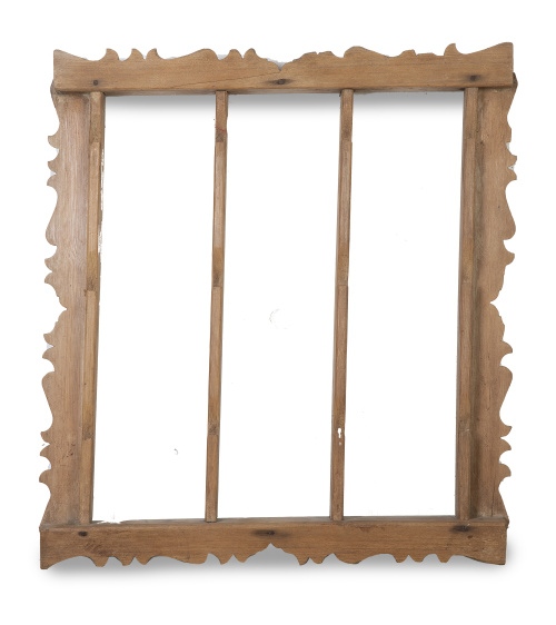 Soporte de madera tallada de pino.España, S. XIX.