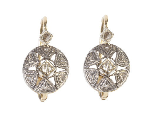 Pendientes de pp. S. XX con círculo calado de brillantes co