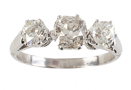 Sortija tresillo de brillantes de talla antigua años 30, co