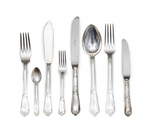 Cubertería de plata de estilo Luis XV de la cruz de Malta, 