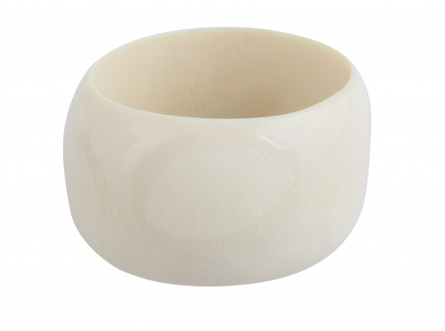 Brazalete rígido ancho de marfil en media caña