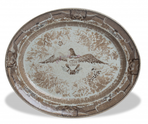 Fuente de porcelana esmaltada de compañía de indias.Trabaj