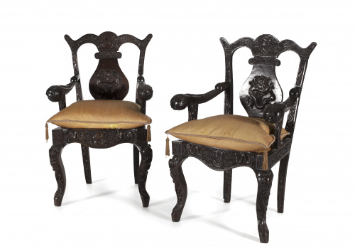 Pareja de butacas en madera talladaFilipinas, S. XIX