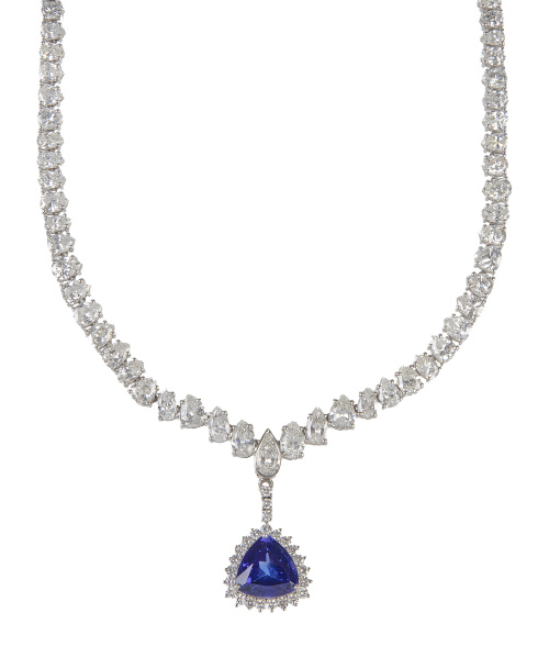 Conjunto de collar y pendientes de diamantes talla pera y t