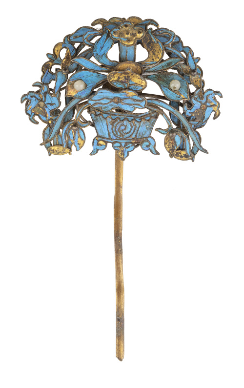 Broche alfiler Chino S. XIX, con diseño de cesta de plumas 