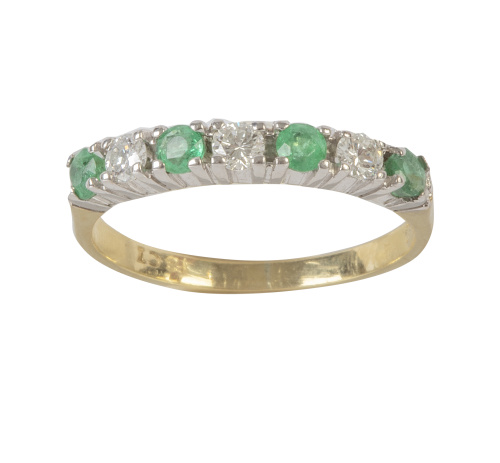 Sortija media alianza de frente de brillantes y esmeraldas 