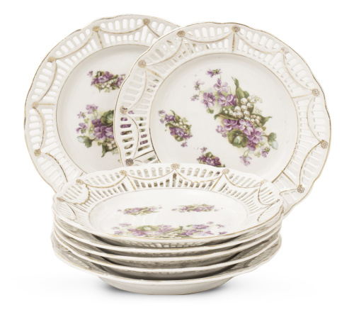 Juego de siete platos de merienda de porcelana esmaltada y 